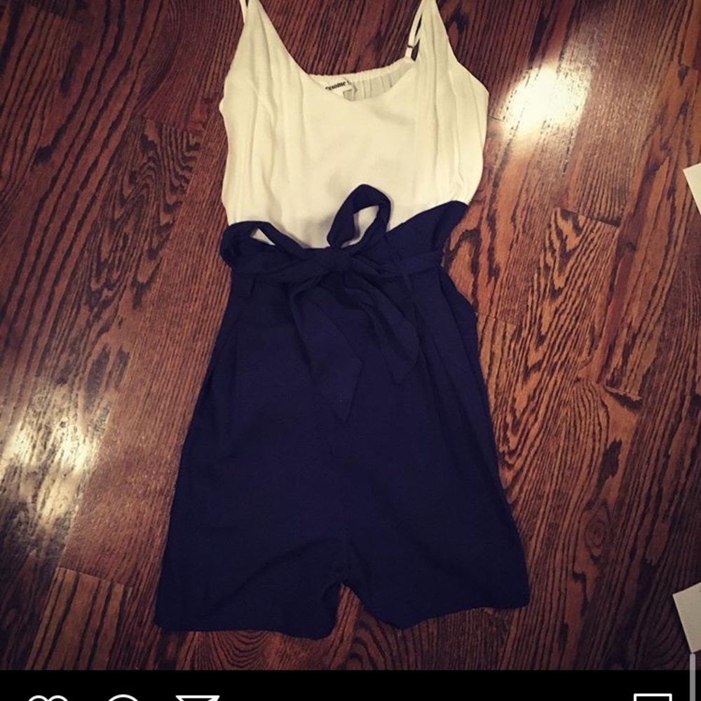 Tiffany Lane Romper, Never worn!